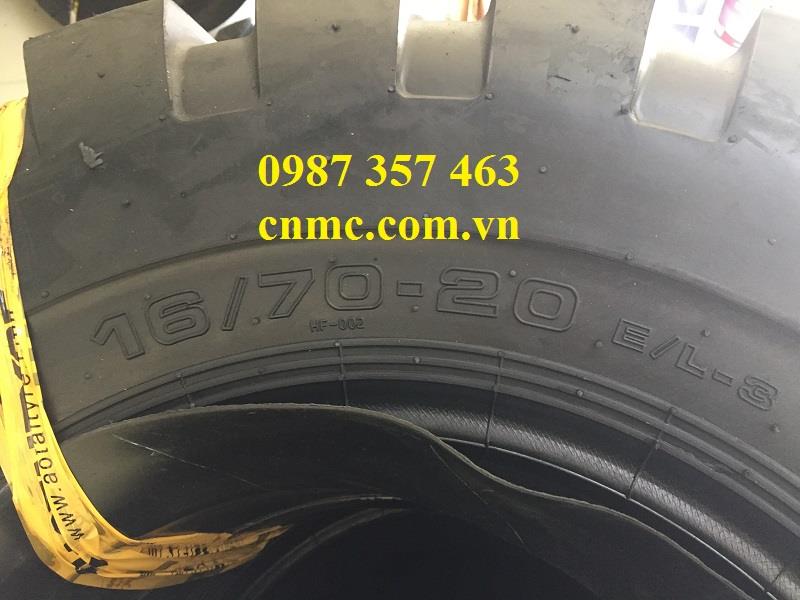 Lốp xúc lật mã 16/70-20 hiệu AOTAI 18 bố chất lượng cao