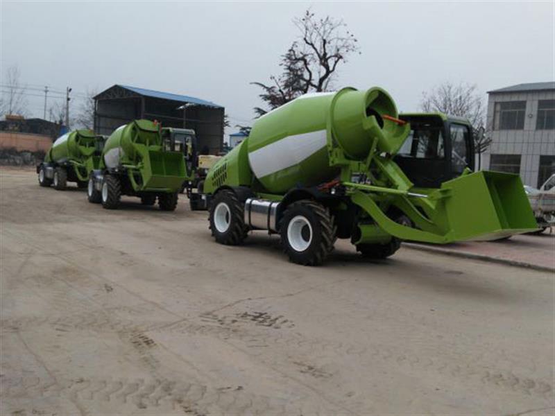 Xe trộn bê tông tự nạp nhiên liệu LJ3500 trung quốc