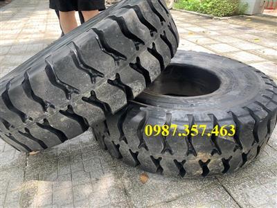 Lốp đặc xe nâng 8.25-15 hiệu PHOENIX Thái Lan-LH: 0987357463