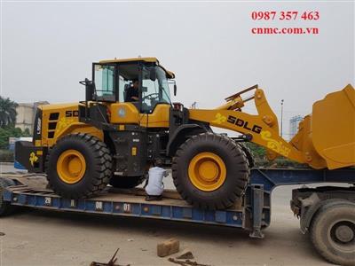 Máy xúc lật SDLG gầu 4m3 model LG956F