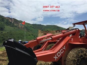 Chăm sóc khách hàng 2018-Xúc lật chui hầm XIANDAI