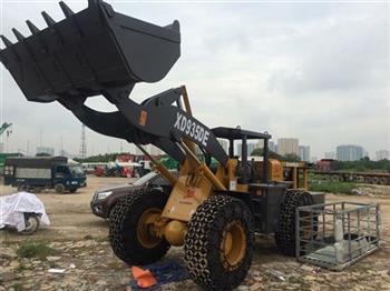 MÁY XÚC LẬT CHUI HẦM XIANDAI XD935 VỀ VIỆT NAM