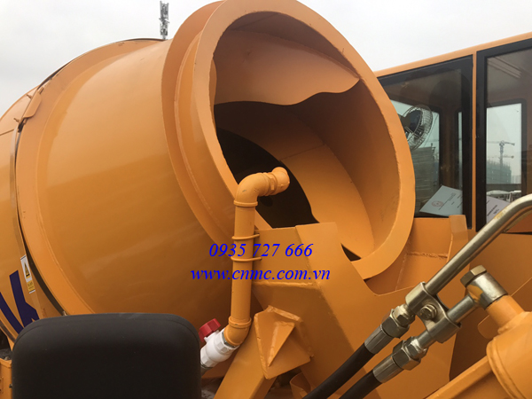 GIA XE TRON TU NAP LIEU 2.2M3